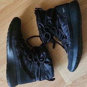Nike Winter Boots